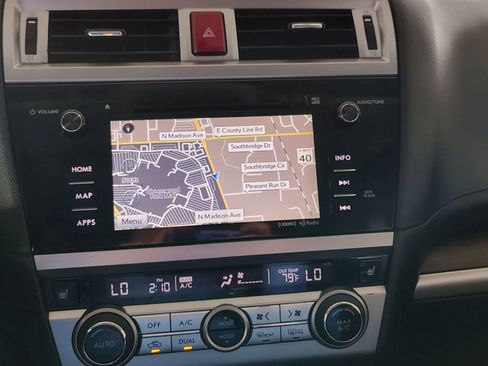 Used 2016 Subaru Outback 2.5i Limited image 21