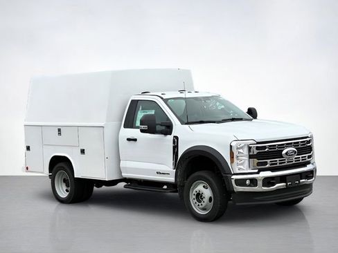 New 2025 Ford F550 4x4 Regular Cab Super Duty image 7
