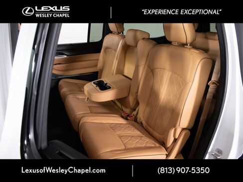 Used 2024 Jeep Grand Wagoneer Series III w/ Quick Order Packagew 28T AWD/4WD image 22
