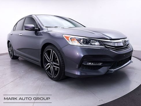 Used 2017 Honda Accord Sport image 1
