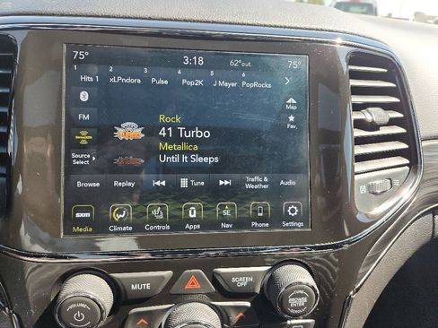 Used 2021 Jeep Grand Cherokee Limited X AWD/4WD image 17