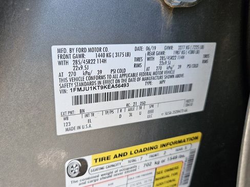 Used 2019 Ford Expedition Limited w/ Special Edition Package image 17