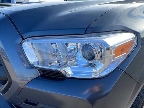 Used 2023 Toyota Tacoma SR image 9