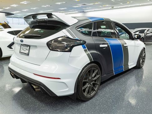 Used 2017 Ford Focus RS image 6