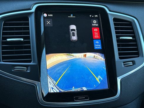 Certified 2024 Volvo XC90 T8 Core w/ Protection Package Premier image 23