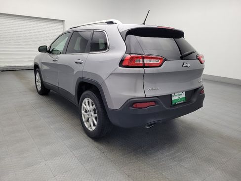 Used 2014 Jeep Cherokee Latitude w/ Cold Weather Group AWD/4WD image 5