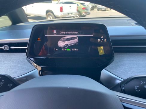 New 2025 Volkswagen ID. Buzz Pro S image 11