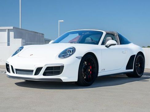 Used 2019 Porsche 911 Targa 4 GTS AWD/4WD image 3