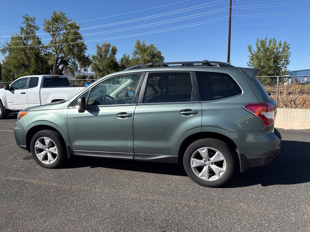 Used 2016 Subaru Forester 2.5i Limited AWD/4WD image 4