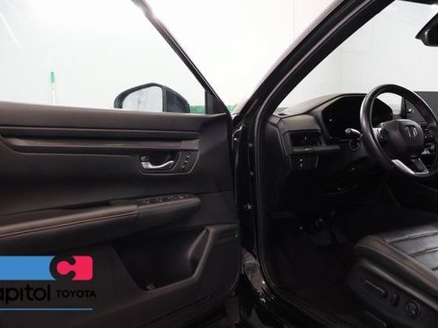 Used 2025 Honda CR-V Sport-L image 8