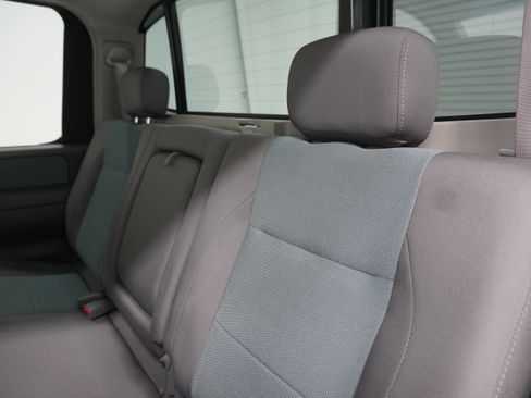 Used 2006 Nissan Titan XE w/ (W04) Preferred Pkg RWD image 11