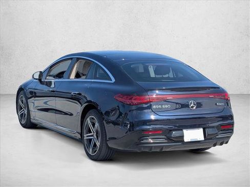 Used 2023 Mercedes-Benz EQS 580 4MATIC Sedan image 7