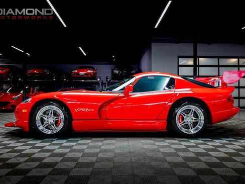 Used 2000 Dodge Viper GTS image 13