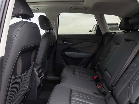 New 2026 Audi Q3 quattro 2.0T AWD/4WD image 23