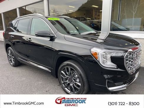 Used 2024 GMC Terrain Denali w/ Black Diamond Edition image 1