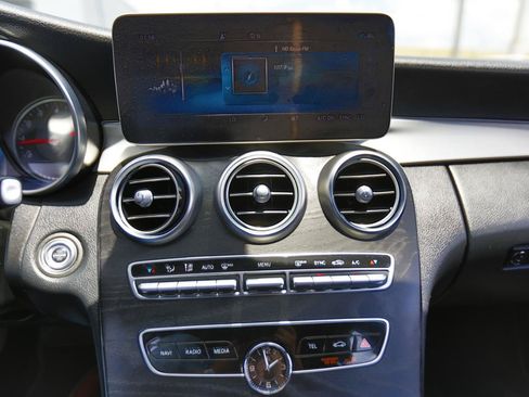 Used 2019 Mercedes-Benz C 300 Sedan w/ Premium Package image 8