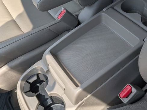 Used 2017 Honda Odyssey Touring Elite image 13