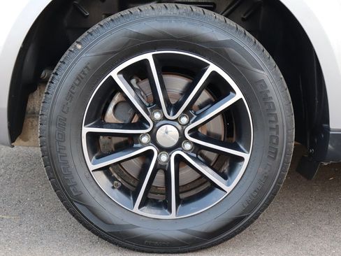 Used 2017 Dodge Journey SE w/ Flexible Seating Group image 42