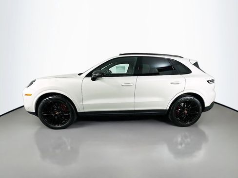 New 2026 Porsche Cayenne S image 2