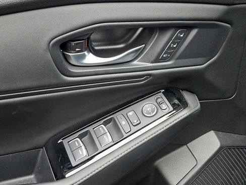 Used 2023 Honda Accord Touring image 14