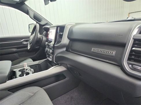 New 2026 RAM 1500 4x4 Crew Cab image 35