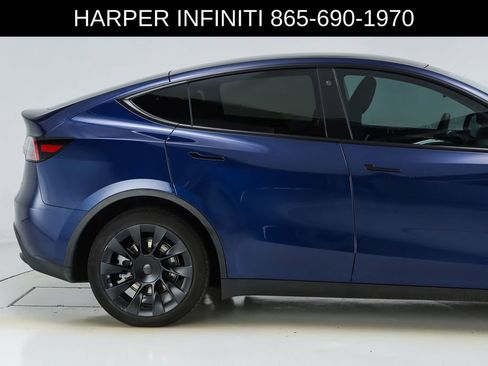 Used 2023 Tesla Model Y Long Range AWD/4WD image 12
