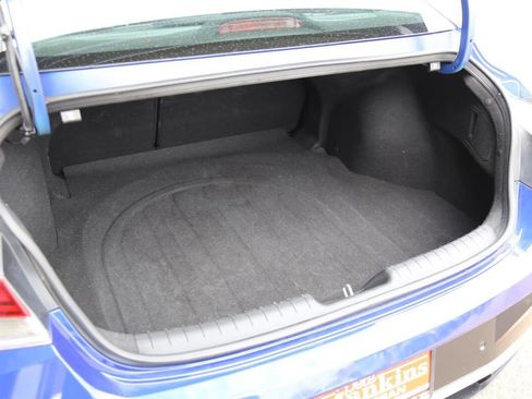 Used 2024 Hyundai Elantra Limited image 15