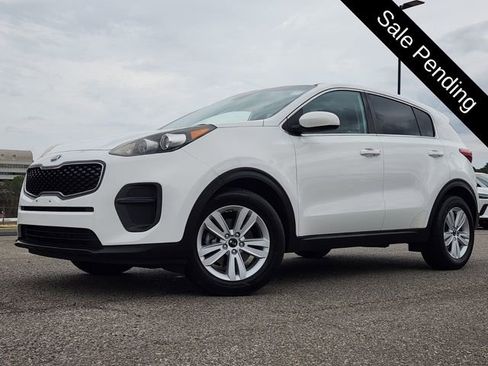 Used 2018 Kia Sportage LX image 19