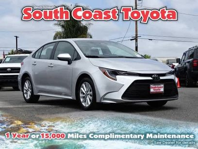 Used 2025 Toyota Corolla LE w/ LE Premium Package