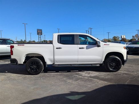 Used 2020 Chevrolet Silverado 1500 Custom Trail Boss w/ Custom Convenience Package image 8