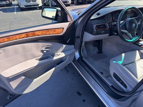 Used 2008 BMW 528i Sedan image 11