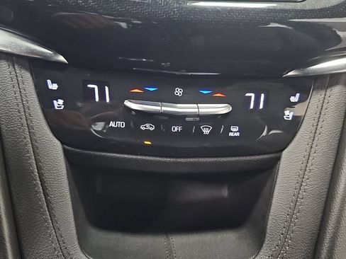 Used 2020 Cadillac XT6 Sport AWD/4WD image 21