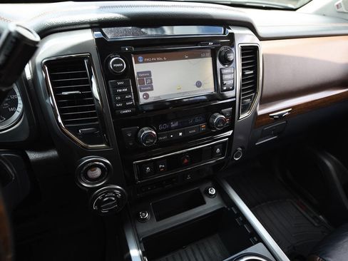 Used 2016 Nissan Titan Platinum Reserve AWD/4WD image 18