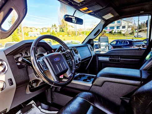 Used 2012 Ford F350 Lariat w/ FX4 4X4 Off-Road Pkg image 10