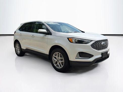 Used 2024 Ford Edge SEL AWD/4WD image 3