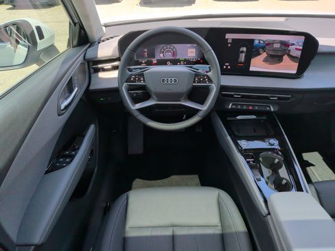 Used 2026 Audi Q3 quattro 2.0T AWD/4WD image 17