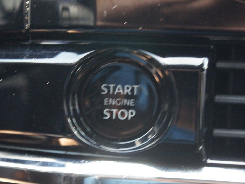 Used 2025 Nissan Pathfinder Rock Creek AWD/4WD image 8