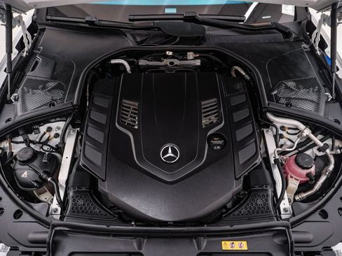 Used 2024 Mercedes-Benz S 580 4MATIC Sedan image 30