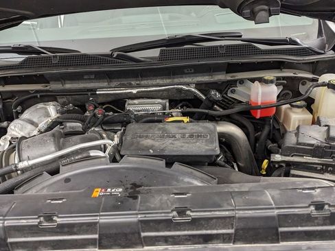 Used 2022 Chevrolet Silverado 3500 High Country image 46