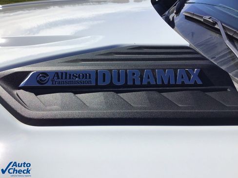 Used 2025 Chevrolet Silverado 2500 Custom w/ Custom Value Package image 47