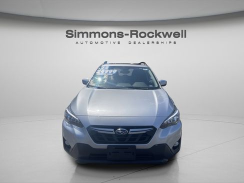 Used 2023 Subaru Crosstrek 2.0i Premium image 2