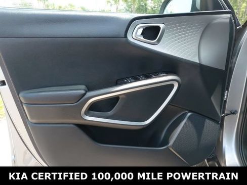 Certified 2025 Kia Soul LX w/ LX Technology Package FWD image 19