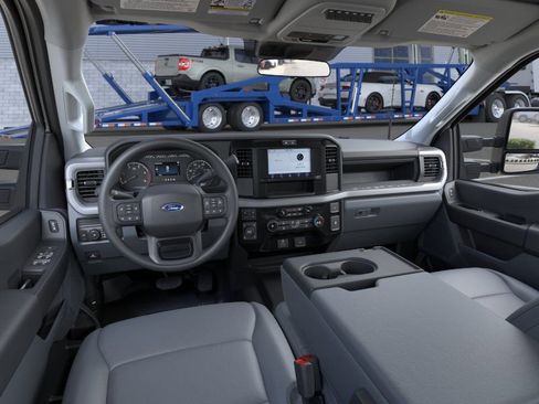 New 2026 Ford F250 XL AWD/4WD image 9