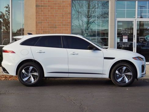 Used 2025 Jaguar F-PACE R-Dynamic S AWD/4WD image 6