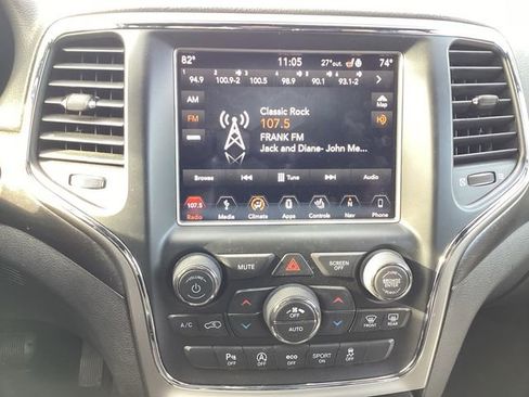 Used 2018 Jeep Grand Cherokee Altitude image 10