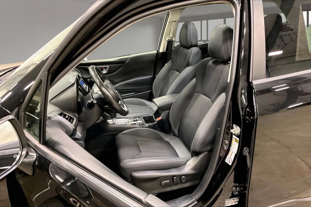 Used 2019 Subaru Forester Premium w/ All-Weather Package AWD/4WD image 22