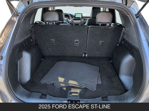 Used 2025 Ford Escape ST-Line image 22