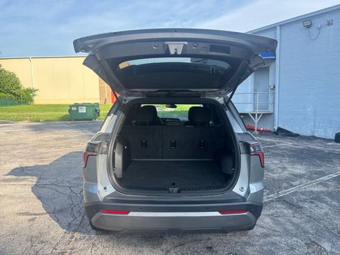 Used 2025 Chevrolet Equinox LT FWD image 31