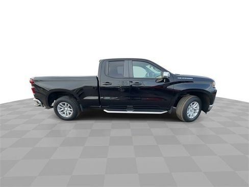 Certified 2020 Chevrolet Silverado 1500 LT w/ LT Value Package image 9