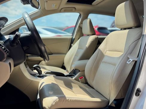 Used 2017 Honda Accord EX-L image 7